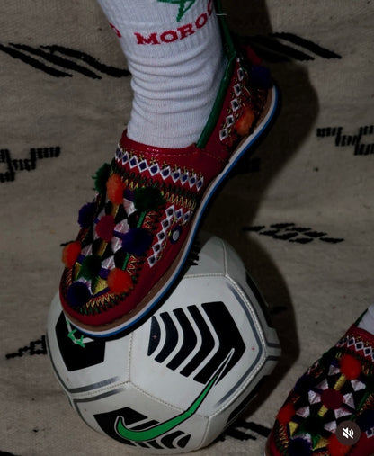 Moroccan babouche slippers with multicolor embroidered details
