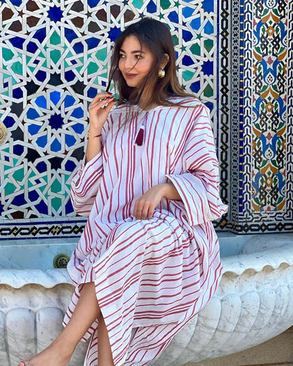 Handmade white oversized djellaba with red stripes – front view